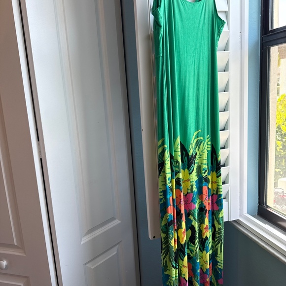 Long sundress - Picture 4 of 4